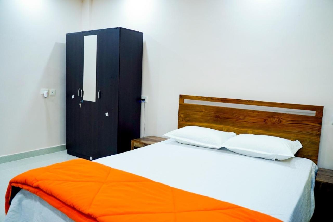 Green Beach Homes Пури Экстерьер фото